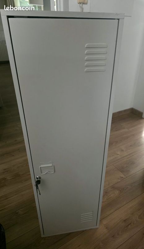 Armoire vestiaire porte métal blanc fermeture clé (image 1)