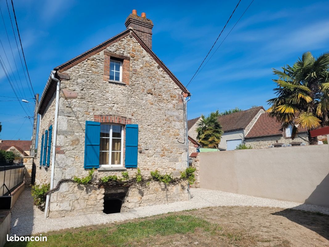 Maison 4 pièces 90 m² · à Gouaix · 90 m² · 1 080 €/mois