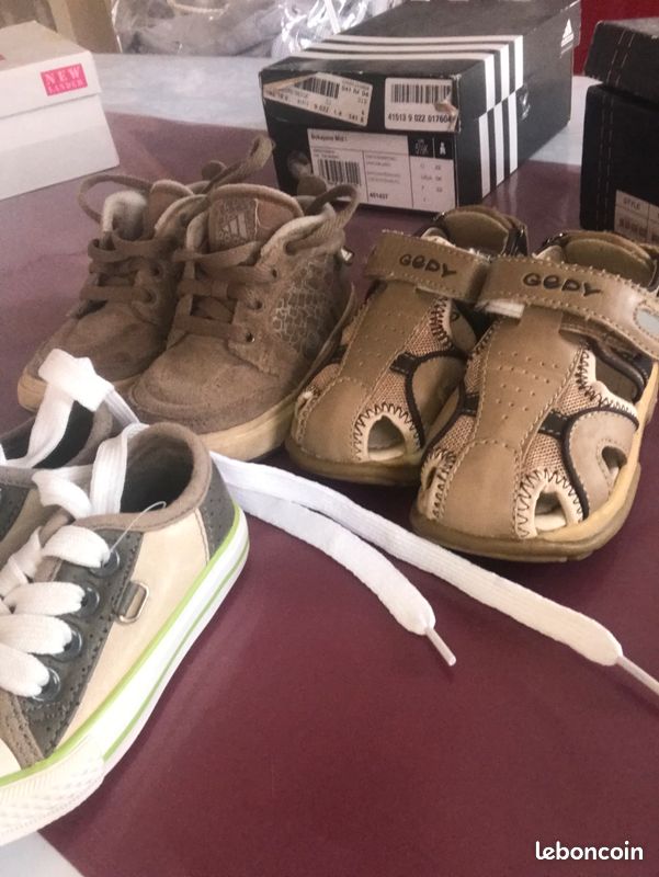 Lot de 3 chaussures (image 1)