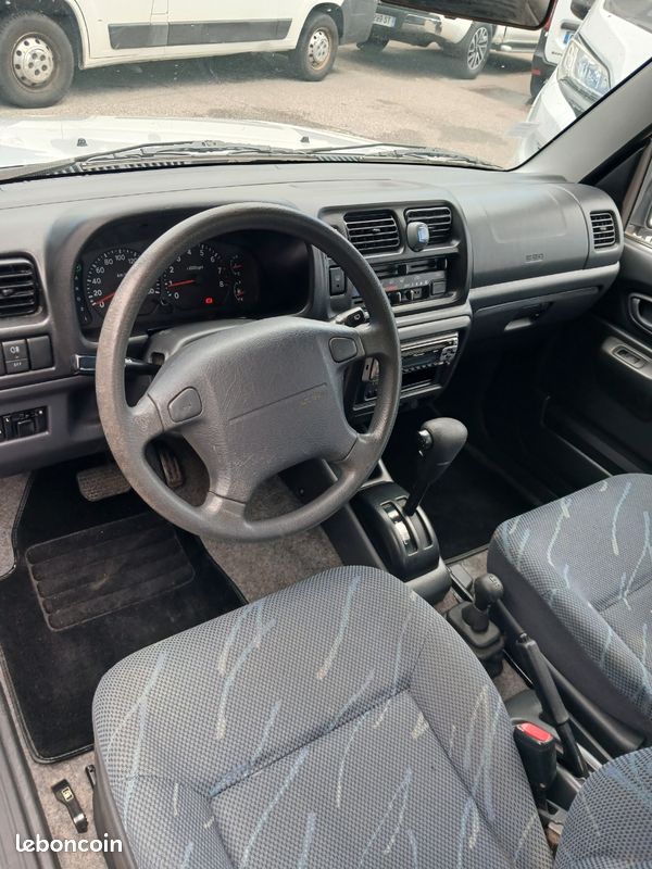 Suzuki jimny AUTOMATIQUE (image 5)