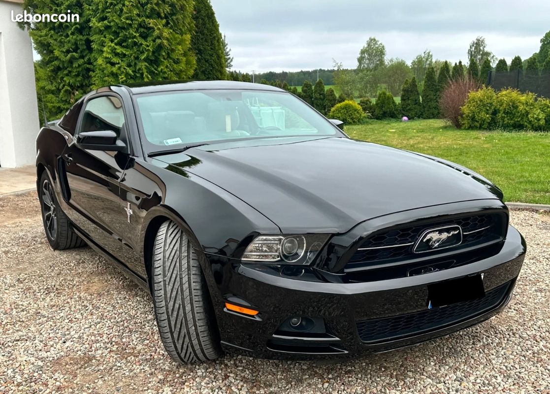 FORD Mustang COUPÉ 3.7 V6 305CH PREMIUM (image 3)