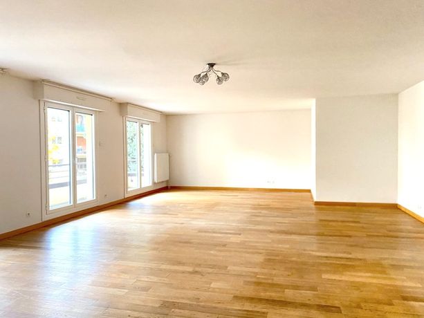Appartement a vendre  - 6 pièce(s) - 157 m2 - Surfyn