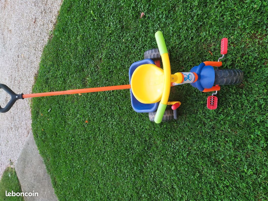 Tricycle (image 2)