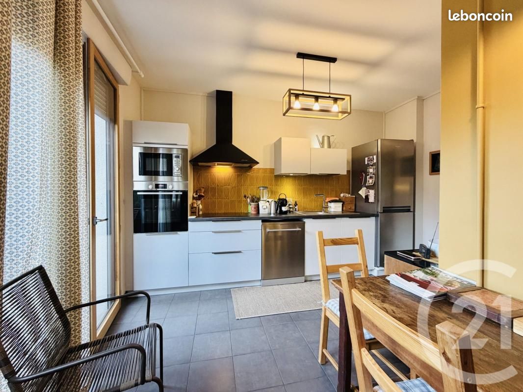 Appartement 4 pièces 107 m² · à Limoges · 107 m² · 249 900 €