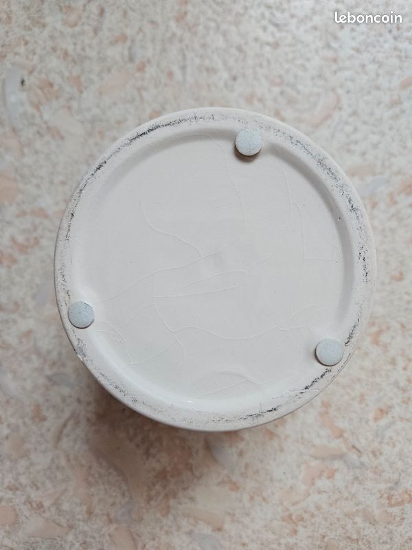 Cache pot cœur (image 2)
