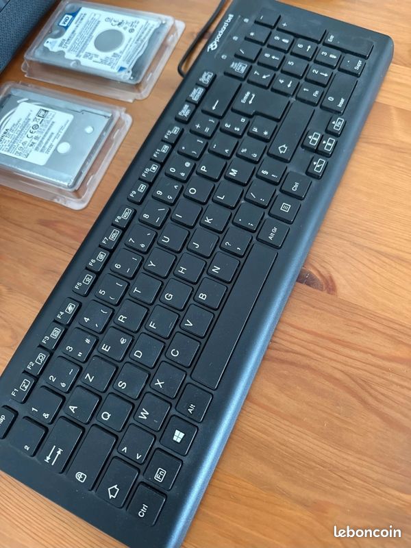 Ordinateur de bureau, Packard Bell, all in One PC 19,5 pouces (image 3)