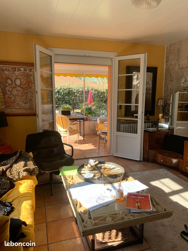 Location (image 3)