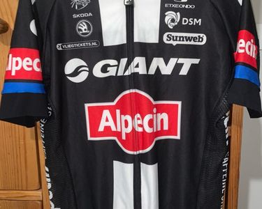 Maillot Cycliste Etxe Ondo – Giant Alpecin, Noir, Taille S, Excellent état