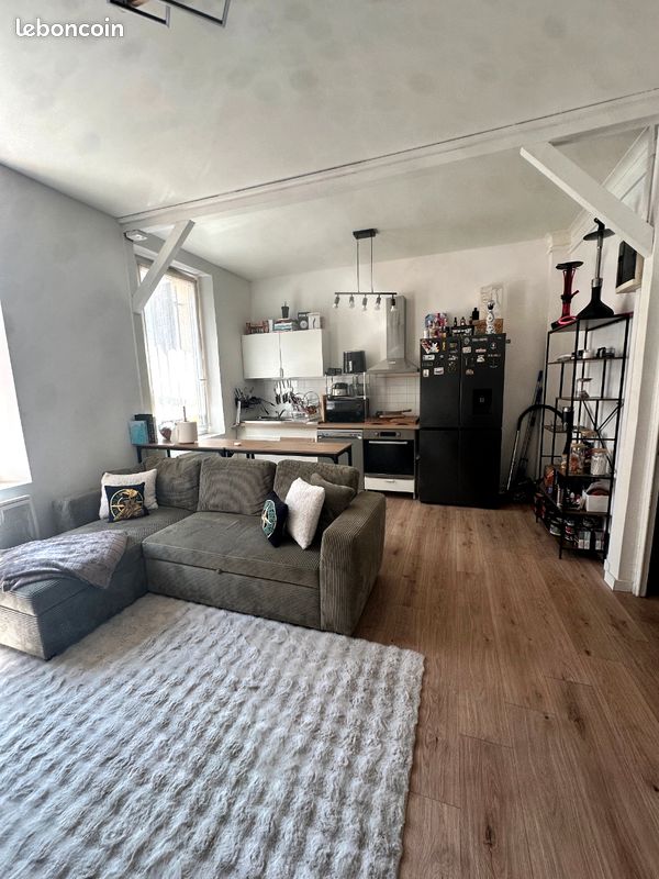 Appartement 3 pièces 48 m² · à Marseille · 48 m² · 730 €/mois