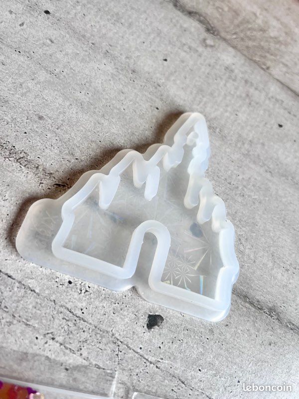 Lot De 5 Moules à Pendentifs En Résine - Forme Clé, étoile, Lunettes - Neuf