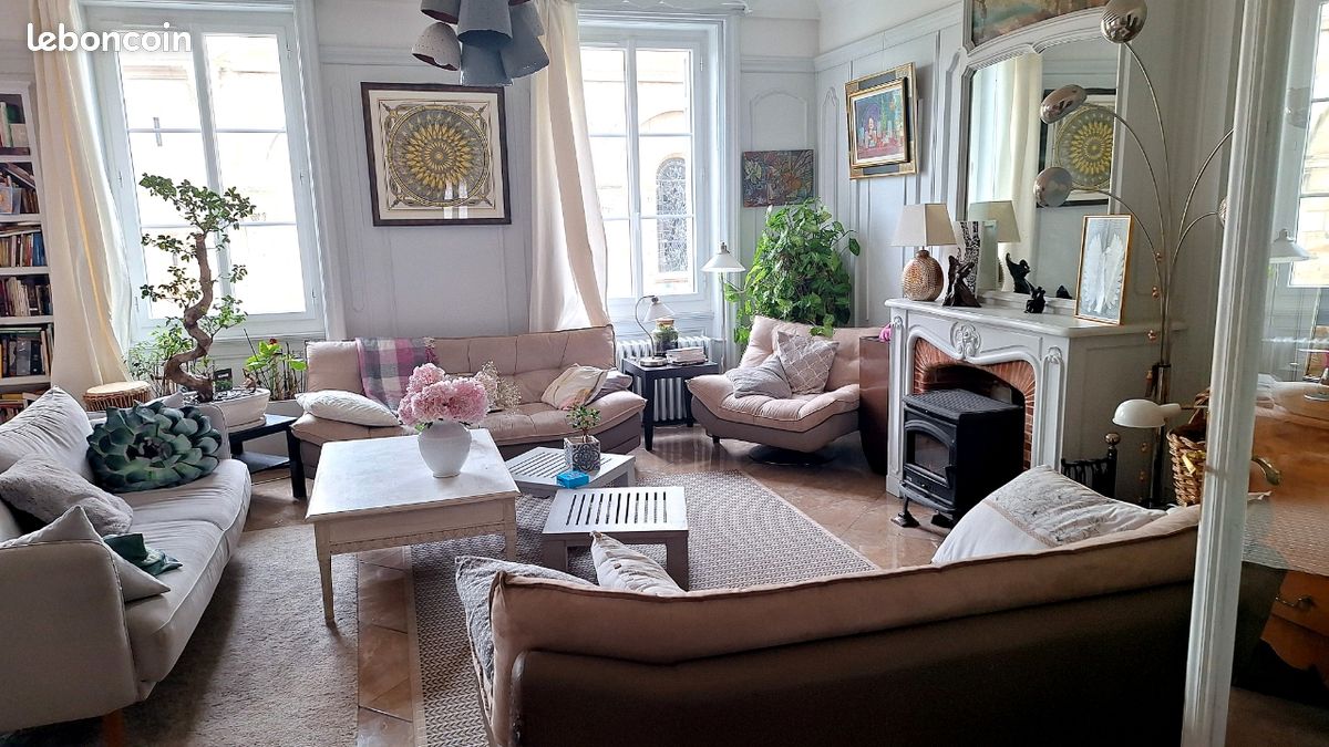 Appartement 7 pièces 194 m² · à Saint-Étienne · 194 m² · 299 000 €