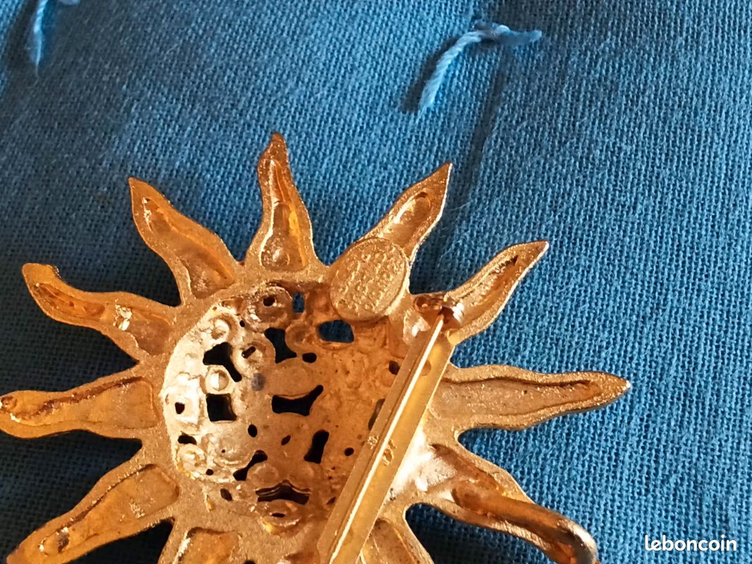 Broche-Pendentif Rare RAMBAUD Édouard - Étoile Ajourée Dorée à Brillants - État Superbe Comme Neuf