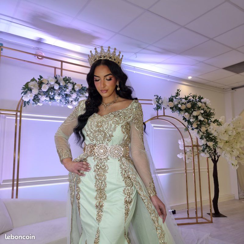 Sublime caftan mariée robe princesse negafa vente Vêtements