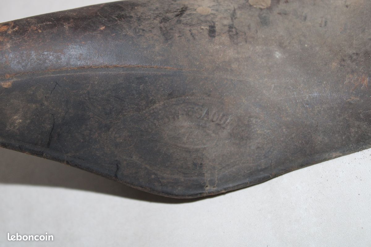 Cuir de selle brown ancien 1935-45 (image 2)