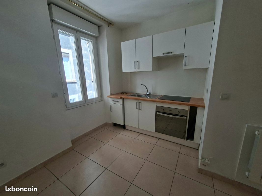 Appartement 2 pièces 30 m² · à Grenoble · 30 m² · 630 €