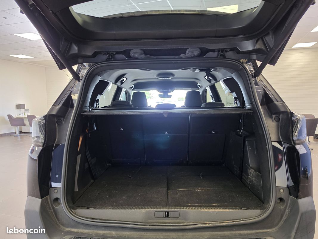 PEUGEOT 5008 PureTech 130ch S&S EAT8 GT (image 7)
