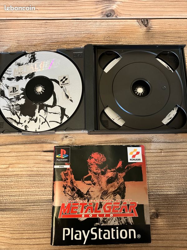 Jeu Metal Gear Solid - PlayStation 1 (PS1) Version PAL Française Platinum - État Correct