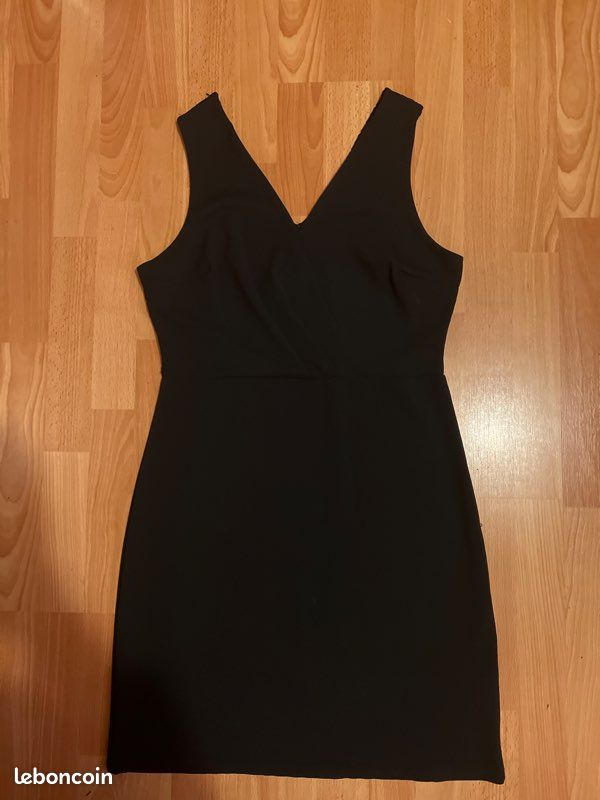 Robe (image 1)