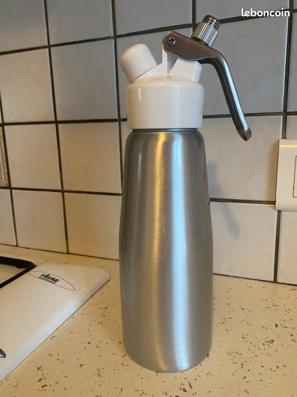 Siphon chantilly (image 2)