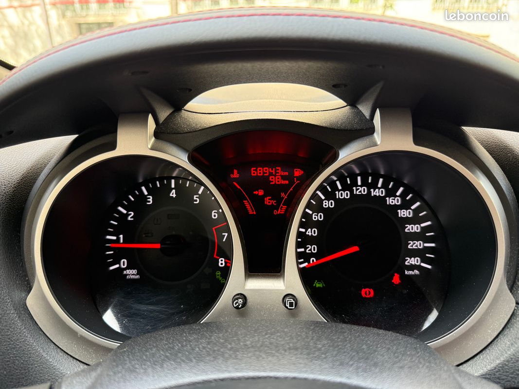 Nissan Juke 1.2 DIG-T 115cv Black Edition (image 15)