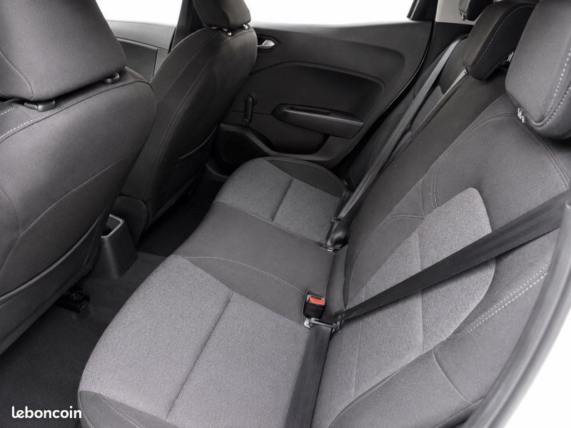 RENAULT CLIO 5 1.5 DCI 115ch Équilibre 2022 (image 4)