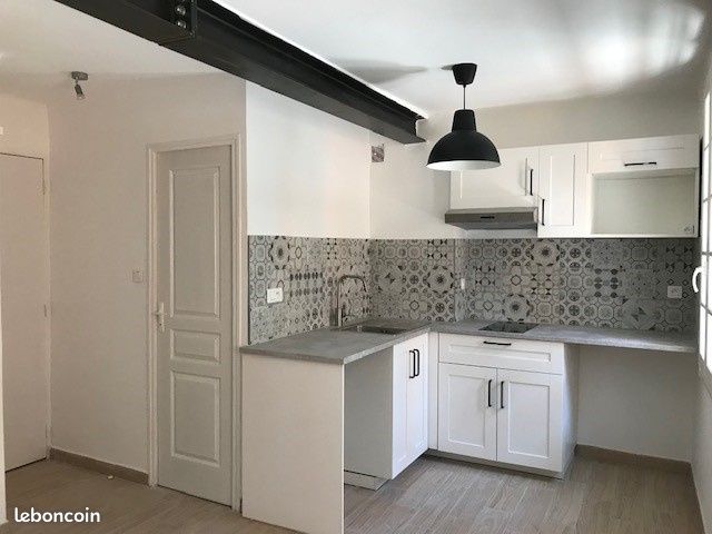 Appartement 1 pièce 29 m² · à Toulon · 29 m² · 437 €/mois