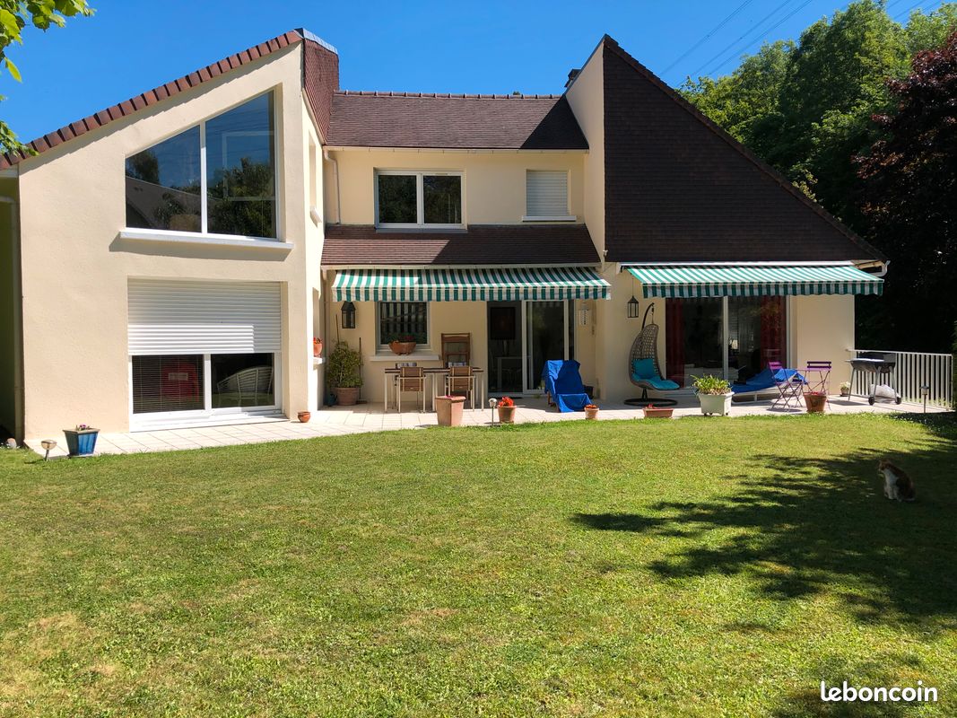 Maison 9 pièces 260 m² · à Châtenay-Malabry · 260 m² · 1 040 000 €