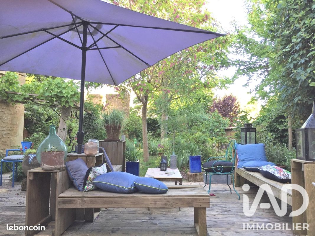 Maison 7 pièces 220 m² · à Blaye · 220 m² · 350 000 €