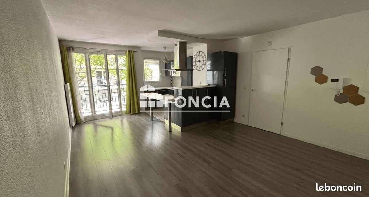Appartement 2 pièces 45 m² · à Alfortville · 45 m² · 1 033 €