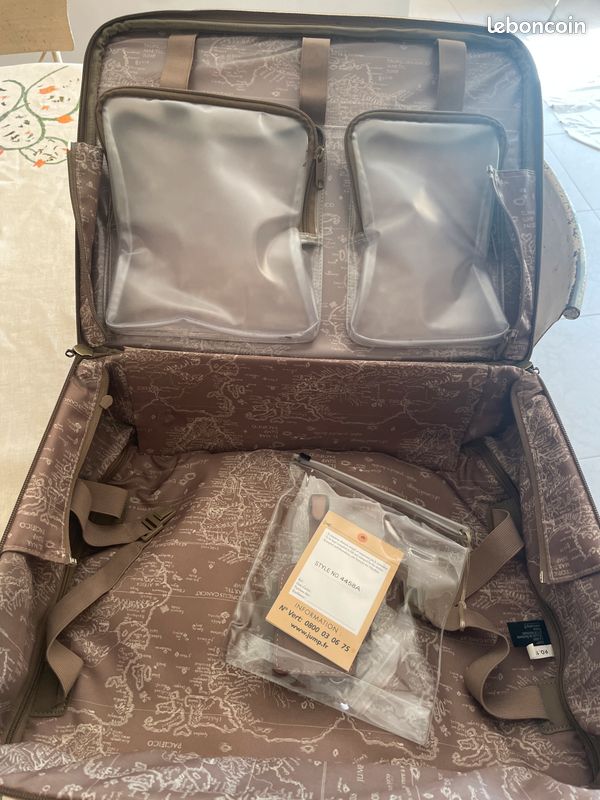 Bagage de voyage (image 1)
