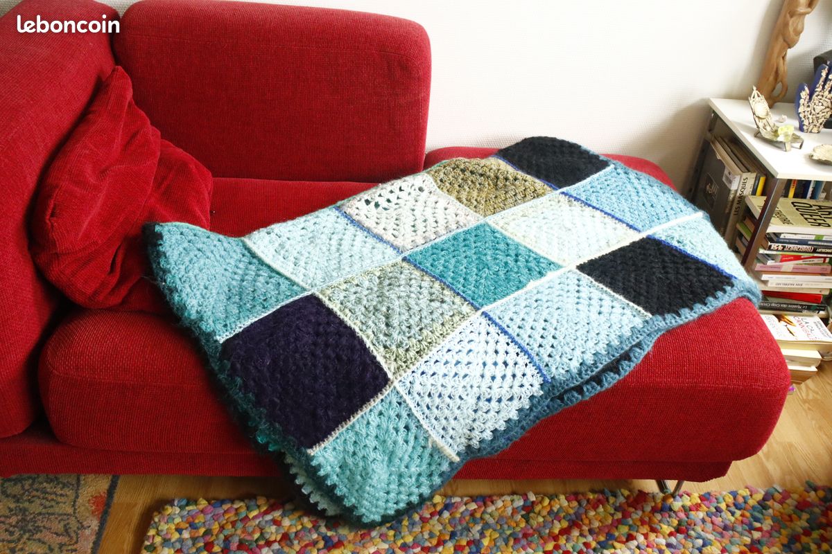 Plaid /jeté de canapé patchwork laine au crochet 170 cm (image 2)