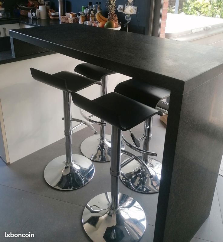 Bar îlot granit plein 140 (image 1)