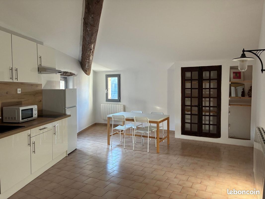Appartement 2 pièces 45 m² · à Forcalquier · 45 m² · 680 €/mois