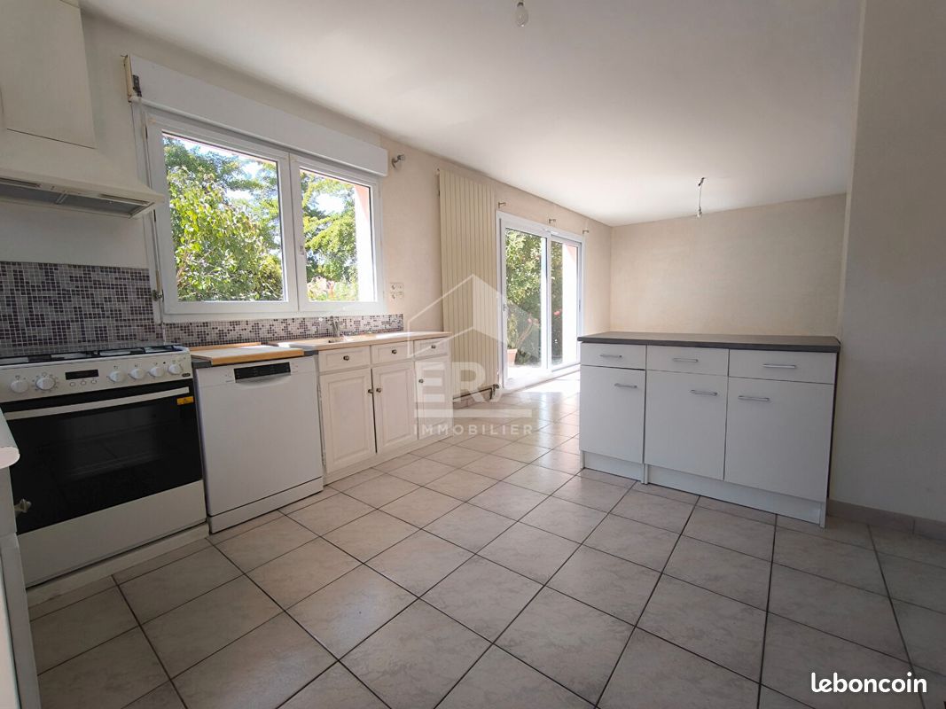 Maison 6 pièces 125 m² · à Coulaines · 125 m² · 305 950 €