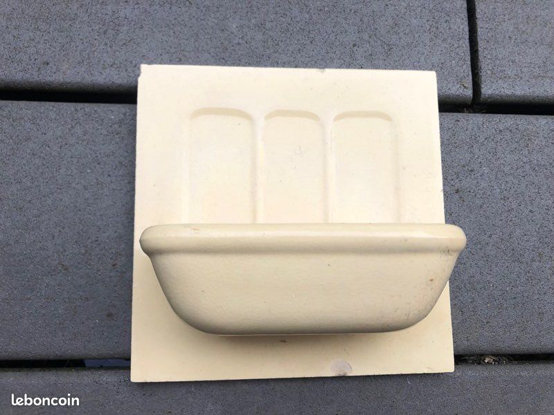 Porte savon carrelage - Décoration