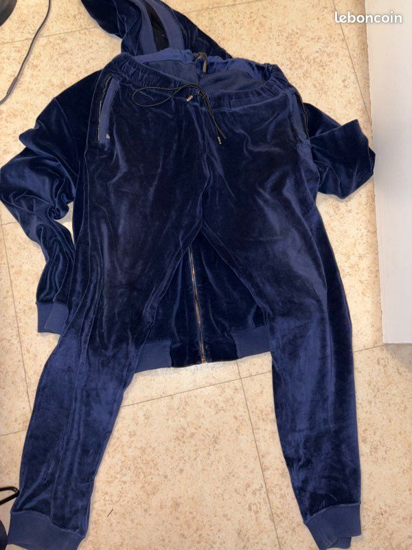 Ensemble Versace (image 14)