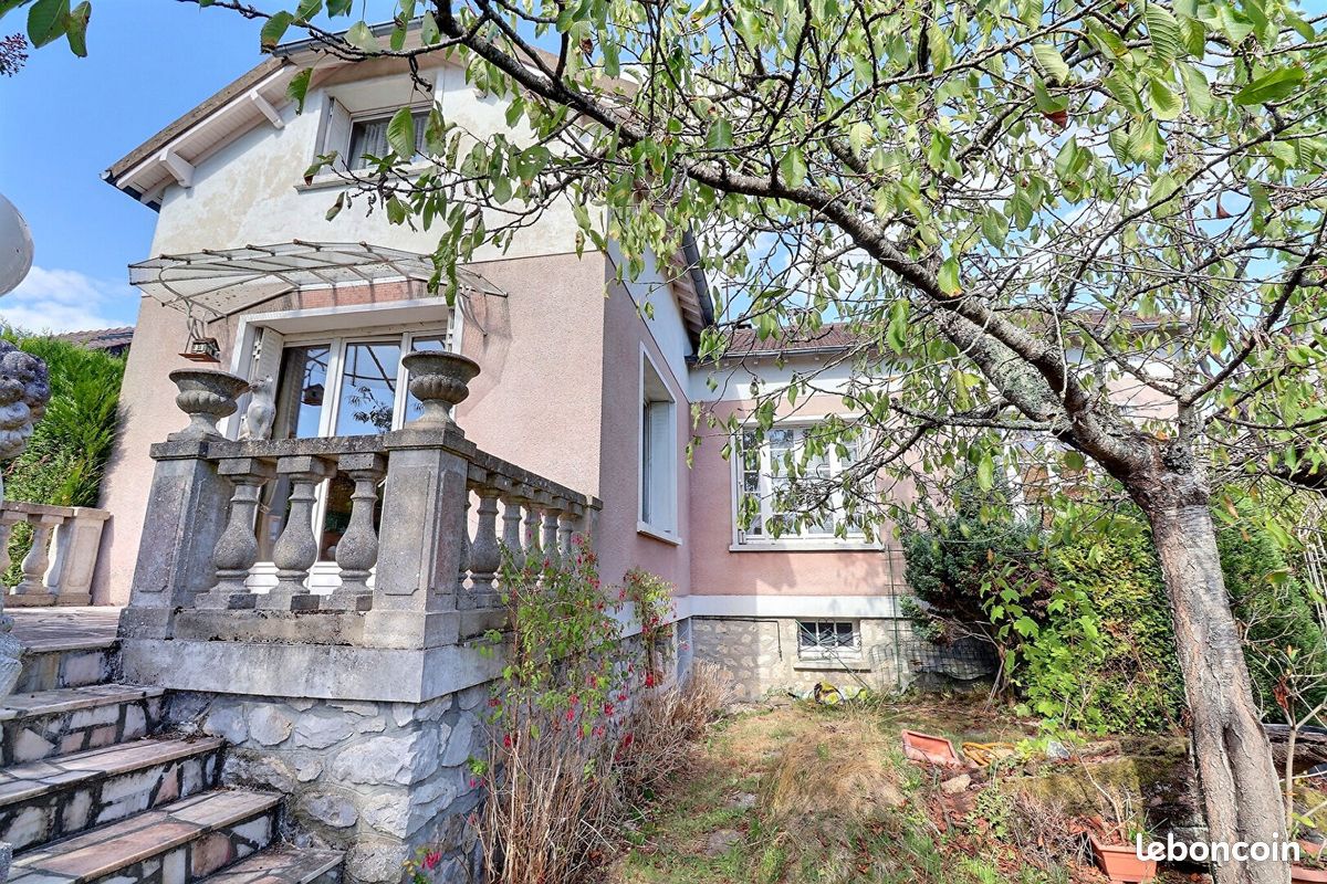 Maison 6 pièces 110 m² · à Rambouillet · 110 m² · 390 000 €