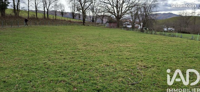 Terrain 1630 m² Saint-Jean-le-Vieux