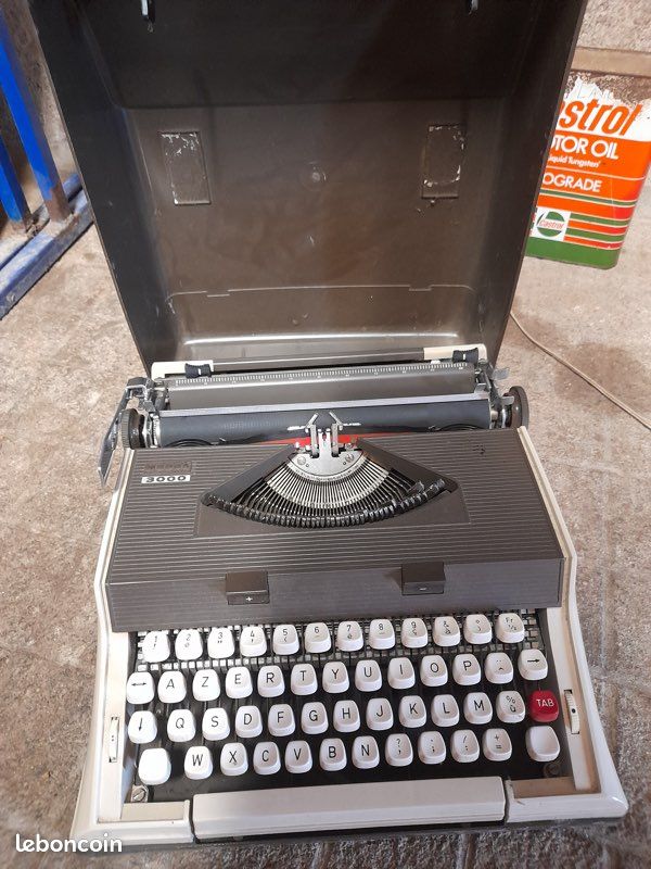 Machine à écrire (image 1)