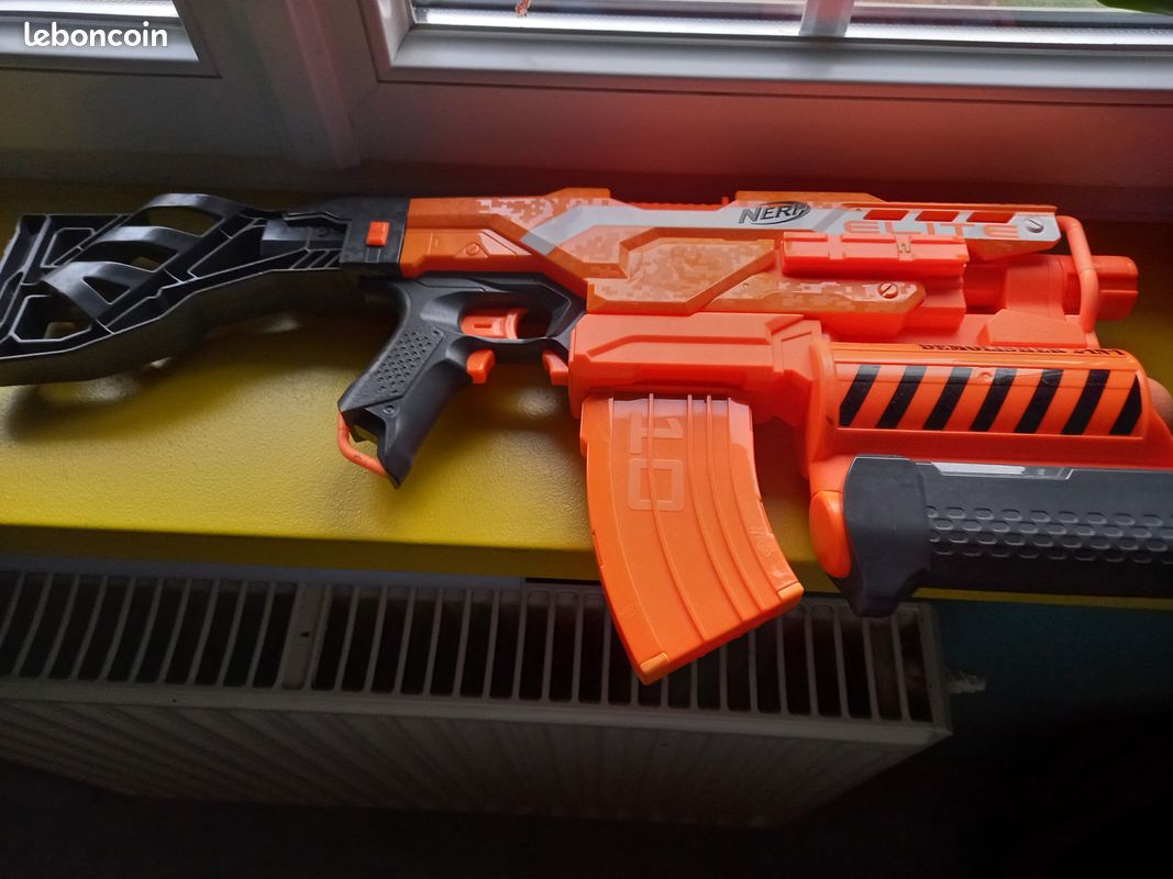 Nerf élite demolisher (image 1)