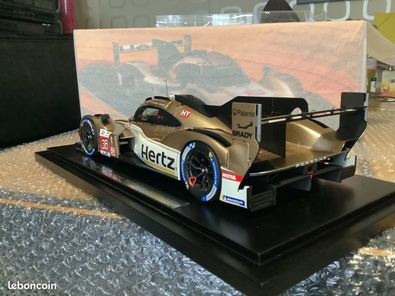 Porsche 963 Hertz au 1/18, 24h du Mans 2023 Spark Neuf, 700 Pièces (image 9)