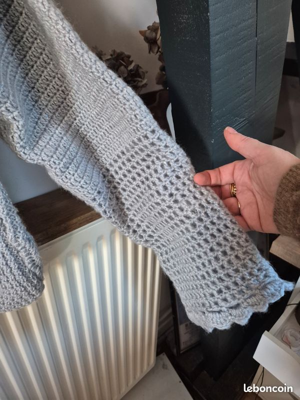 Grande Écharpe Pull Avec Manches Foulard Femme Hiver Chic Et Élégant Crochet Décontracté 2025