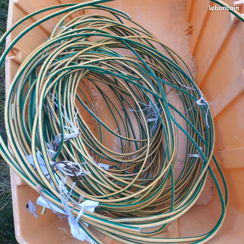 Cable rigide 16 mm2 (image 1)