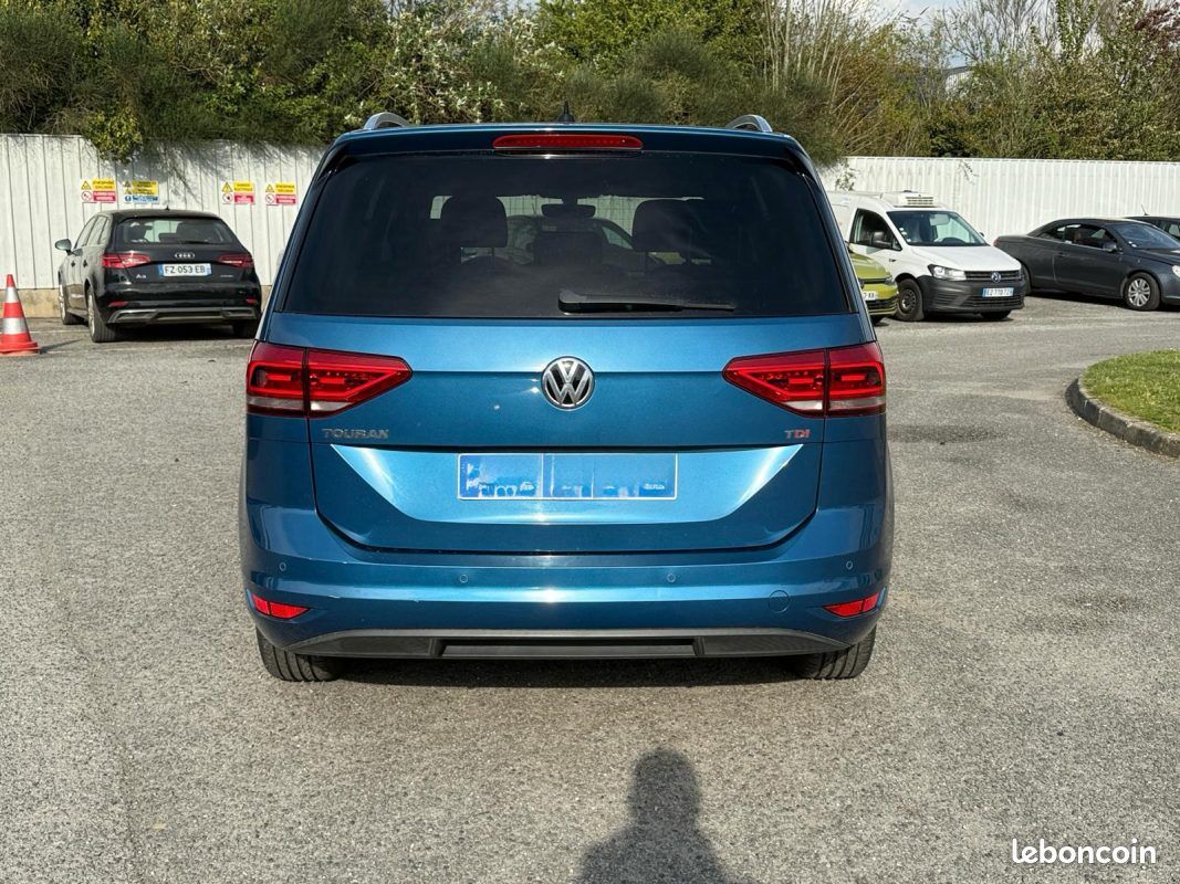 VOLKSWAGEN TOURAN 1.6 TDI 115 BMT DSG7 Allstar 7pl - Entretien Volkswagen (image 6)