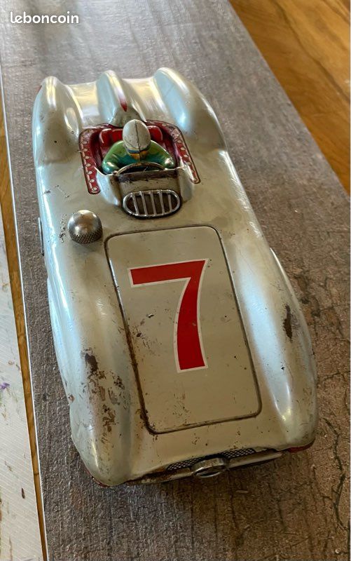 Ancienne Voiture En Tôle à Friction, MG-3061, Trademark TM Modern Toys Japan 390547