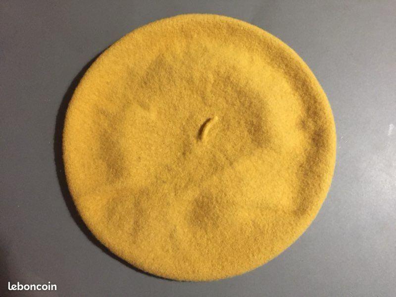 Chapeau Femme En Laine Jaune - Style Béret/cloche - Taille Unique - Neuf Avec étiquettes