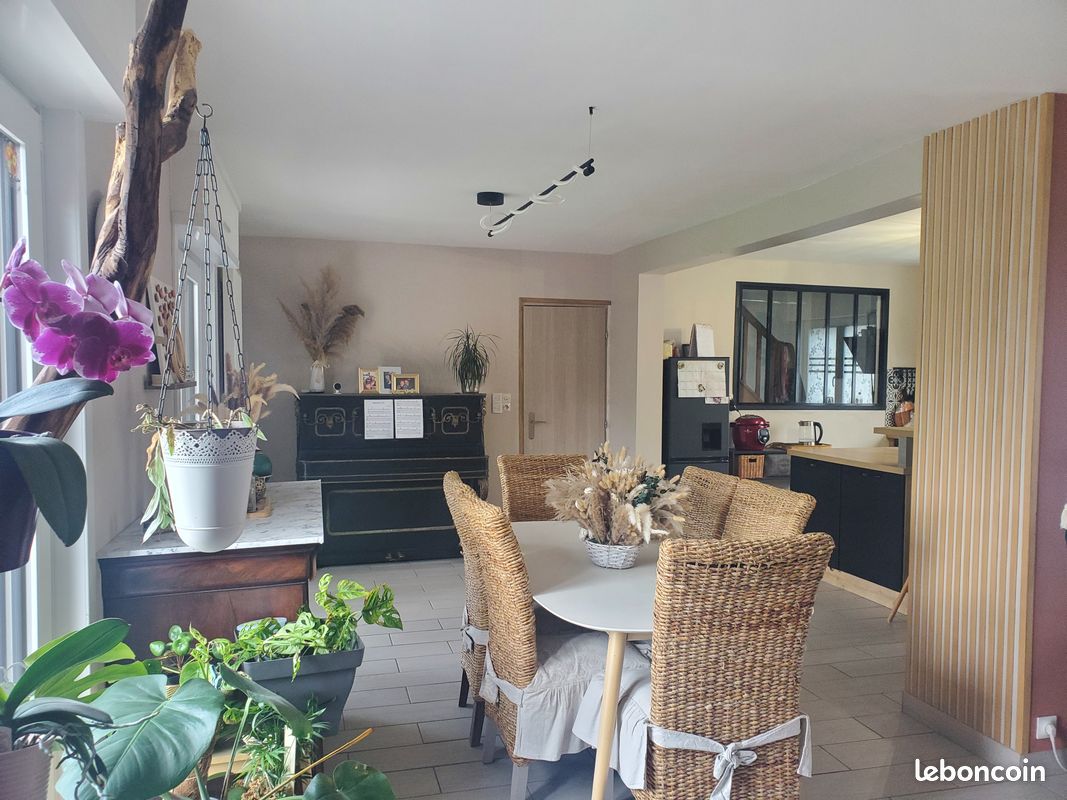 Maison 5 pièces 120 m² · à Grand-Fort-Philippe · 120 m² · 325 000 €