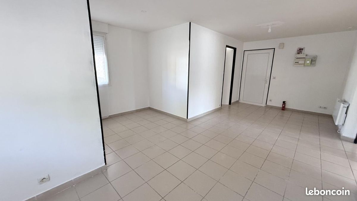 Appartement 2 pièces 54 m² · à Avion · 54 m² · 570 €