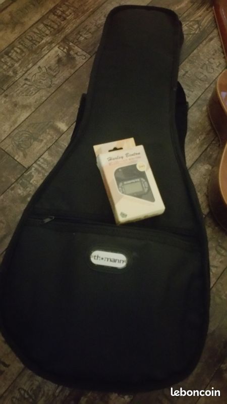 GUITARE CLASSIQUE AGE 7-9 ANS + HOUSSE + ACCORDEUR TBE slg (image 5)