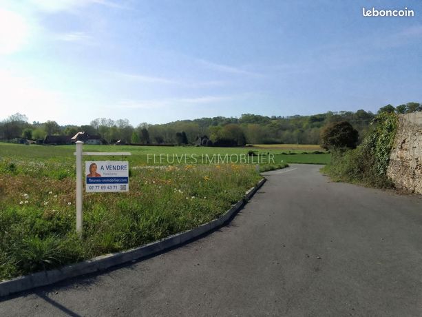 Terrain viabilisé de 1091 m²